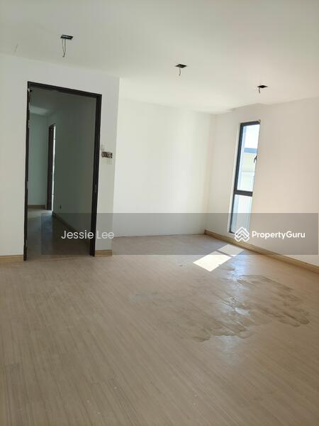 Vista Hill, LA 38x80, Full extend at the back, Partly Nicely Reno, Bandar Mahkota Cheras untuk Untuk Dijual - RM 1,380,000, Mac 2026 - PropertyGuru.com.my