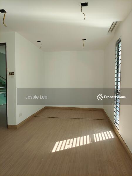 Vista Hill, LA 38x80, Full extend at the back, Partly Nicely Reno, Bandar Mahkota Cheras untuk Untuk Dijual - RM 1,380,000, Mac 2026 - PropertyGuru.com.my