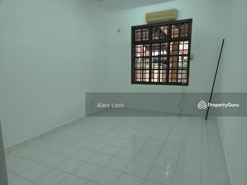 Untuk Disewa - Taman Pelangi indah