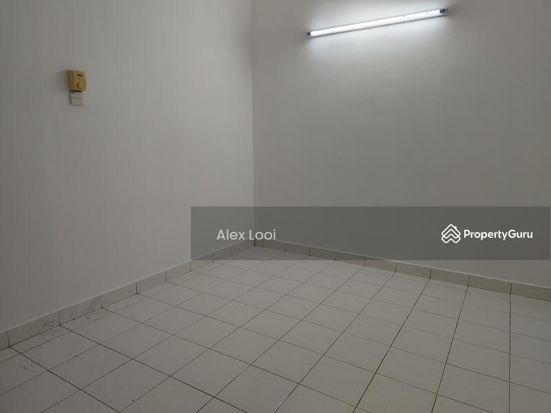 Untuk Disewa - Taman Pelangi indah