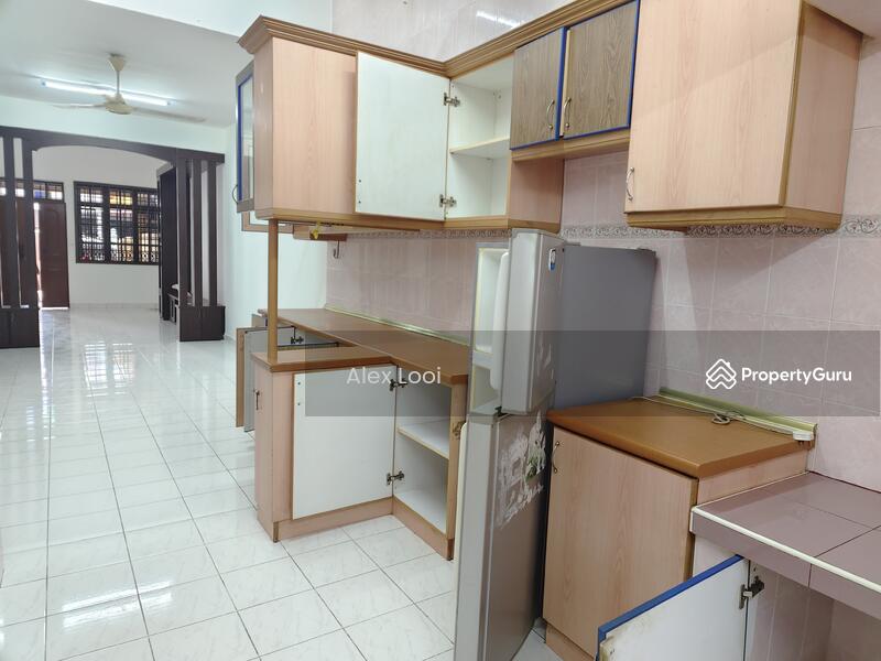 Untuk Disewa - Taman Pelangi indah