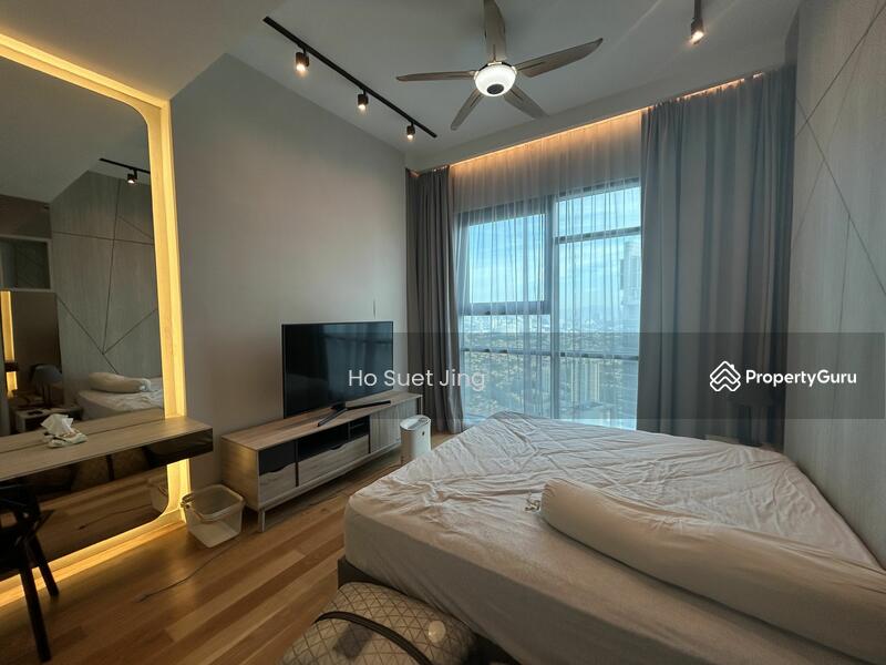 For Sale - Vogue Suites One