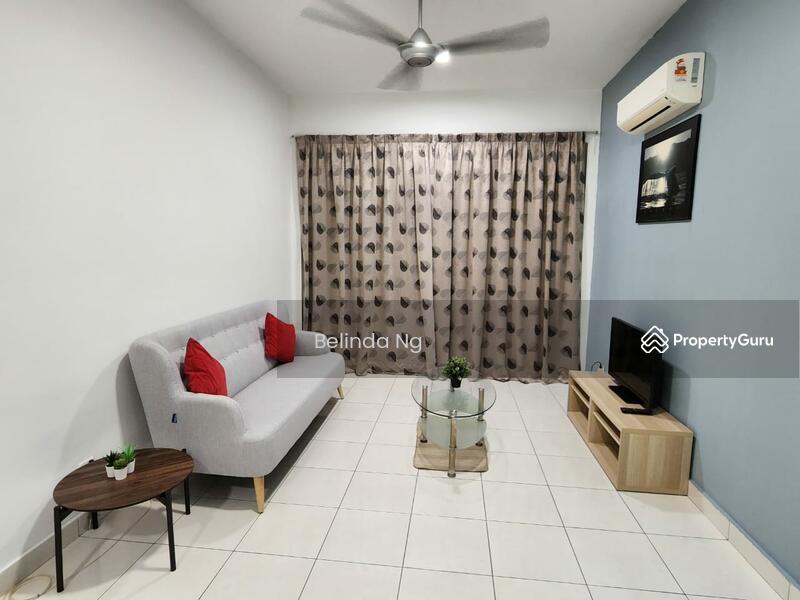Subang ss16 Casa Tiara Freehold Apartment 3 Rooms 2 baths walking distance to KTM / LRT 0128136136