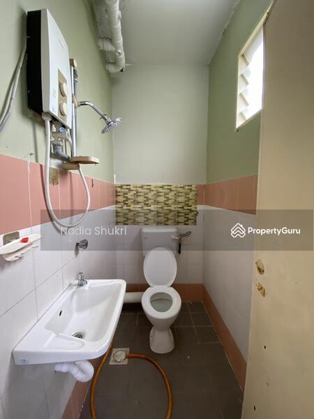 Untuk Disewa - Mentari Court