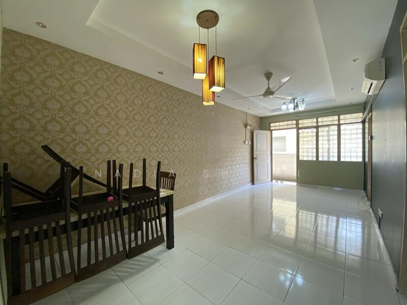 Untuk Disewa - Mentari Court