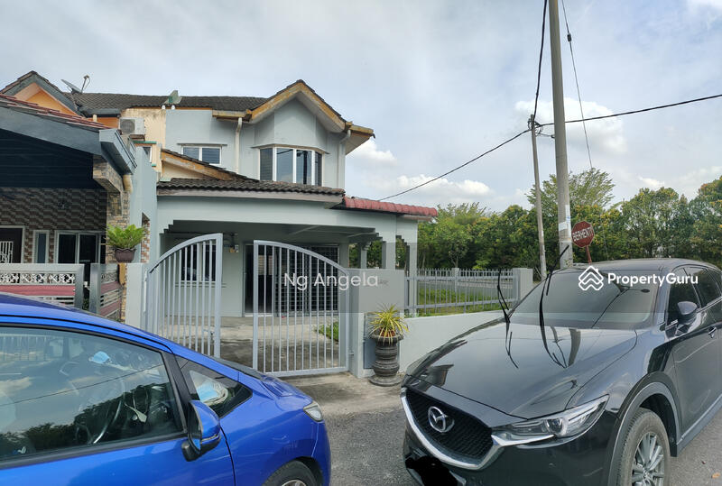 Untuk Disewa - Semenyih Taman Sri Haneco Corner Lot