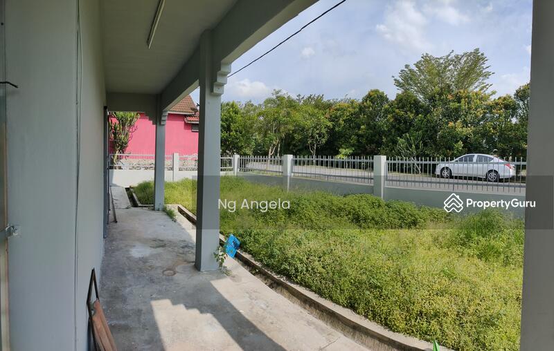Untuk Disewa - Semenyih Taman Sri Haneco Corner Lot