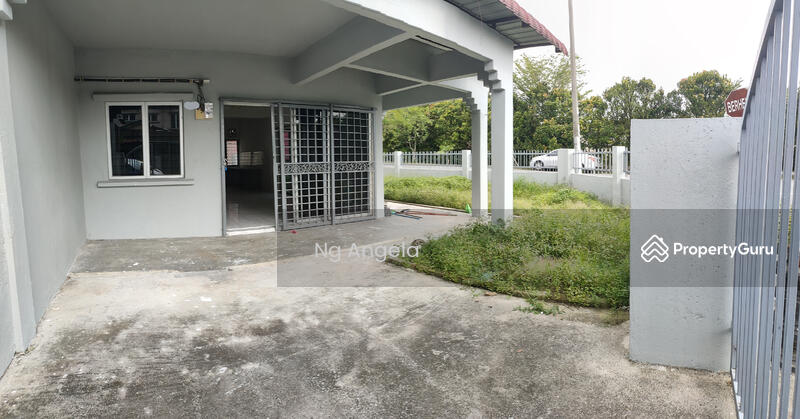 Untuk Disewa - Semenyih Taman Sri Haneco Corner Lot