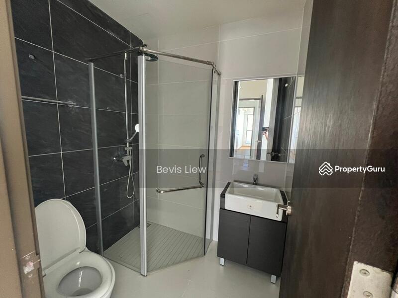 Condominium for Sale at Bay Point @ Country Garden Danga Bay - Bevis Liew - PropertyGuru.com.my