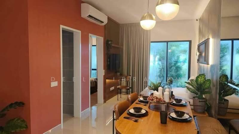 Service Residence for Sale at Sea Crestz @ Kuantan Waterfront Resort City - Deela Ibrahim - Dining Room - PropertyGuru.com.my