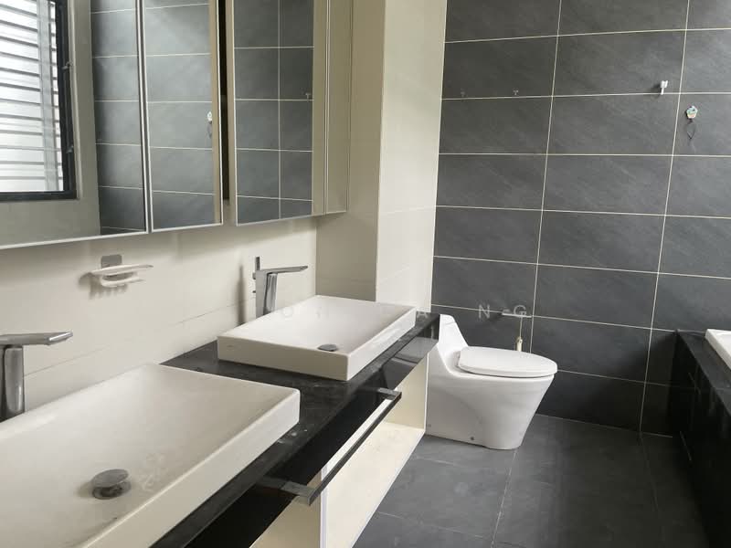 Rumah Teres 3 Tingkat untuk Dijual di Serdang (Seri Kembangan) - Veronica Ng - PropertyGuru.com.my