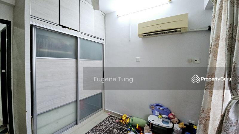 For Sale - Desa Singora