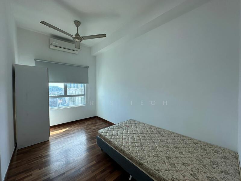 For Rent - One World 1