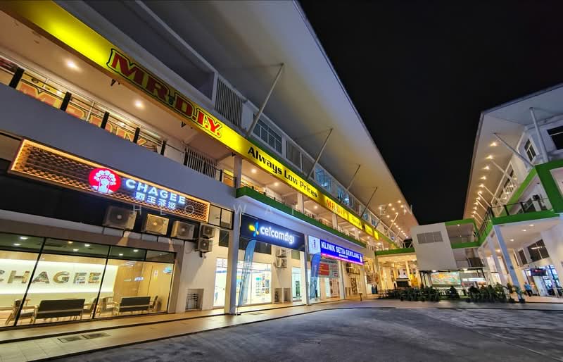 Shop for Rent in Rawang (Selangor) - Heo Wai Kien - Exterior - PropertyGuru.com.my
