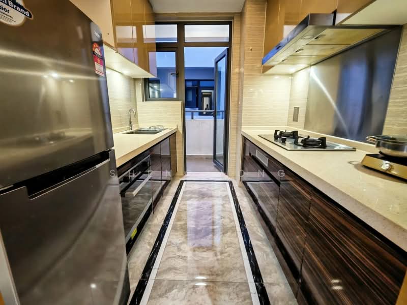 Service Residence for Sale at R&F Princess Cove Phase 1 - Sheng Long - Kitchen - PropertyGuru.com.my
