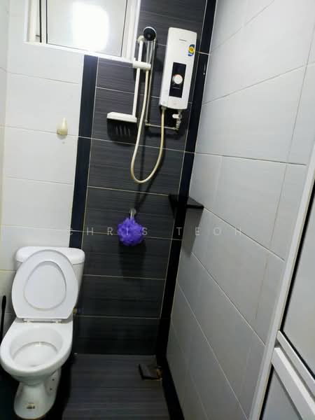 Condominium for Rent at The Oasis - Chris Teoh - Bathroom - PropertyGuru.com.my