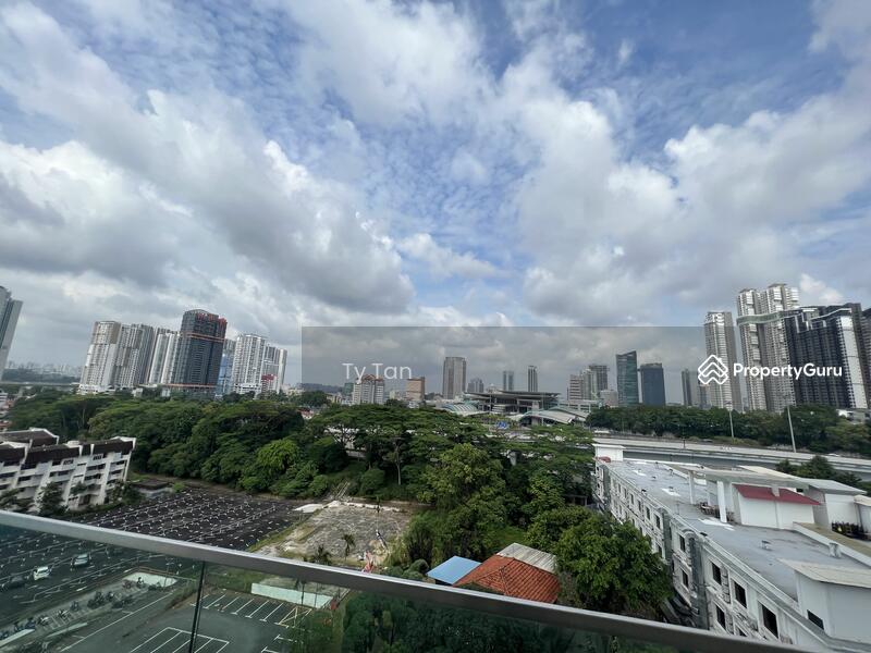 Service Residence for Sale at Paragon Suites @ CIQ - TY Tan - PropertyGuru.com.my