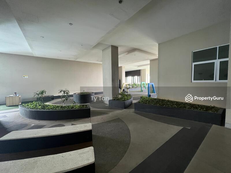 Service Residence for Sale at Paragon Suites @ CIQ - TY Tan - PropertyGuru.com.my