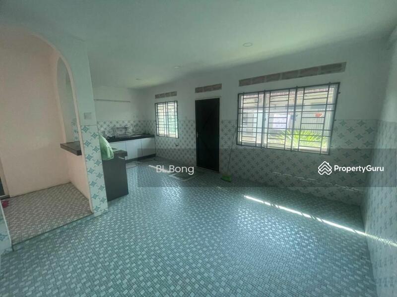 Untuk Dijual - Terrace house at Bukit Beruang