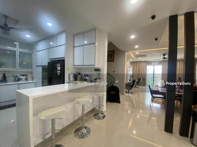 For Sale - Amberhill (Semi-D)