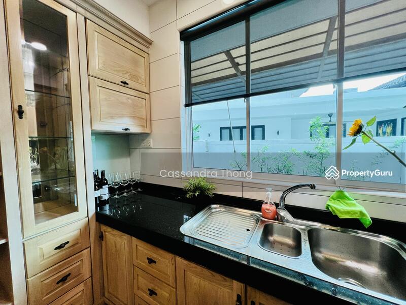 For Sale - Valencia Luc Premium Bungalow
