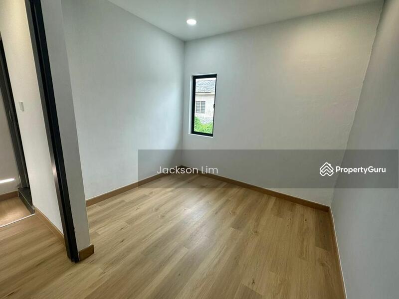 Rumah Teres 2 Tingkat untuk Dijual di Ulu Tiram (Johor) - Jackson Lim - PropertyGuru.com.my