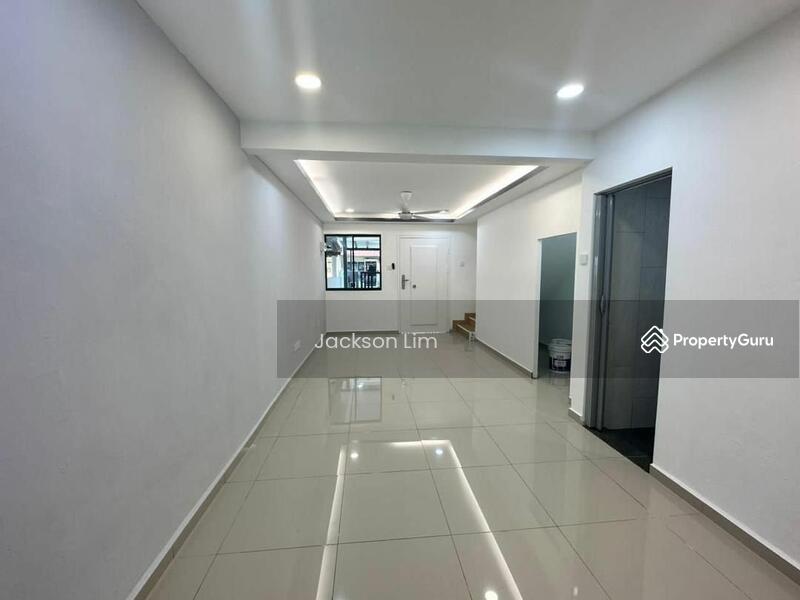 Rumah Teres 2 Tingkat untuk Dijual di Ulu Tiram (Johor) - Jackson Lim - PropertyGuru.com.my