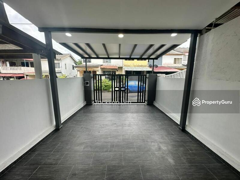 Rumah Teres 2 Tingkat untuk Dijual di Ulu Tiram (Johor) - Jackson Lim - PropertyGuru.com.my