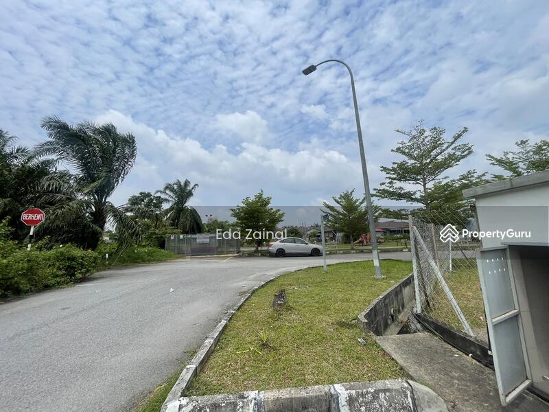 2-storey Terraced House for Sale in Kampung Batu 9 Kebun Baru (Telok Panglima Garang) - Eda Zainal - PropertyGuru.com.my