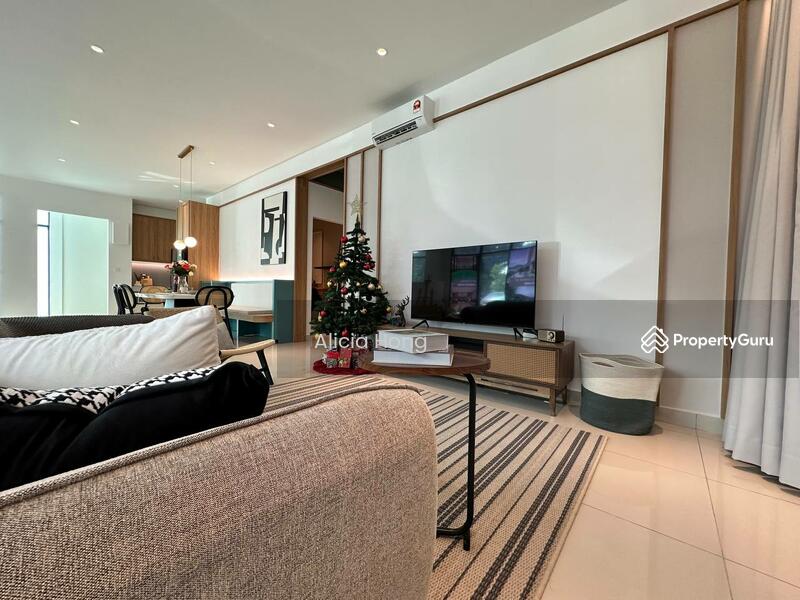 London Pavilion - Living Area