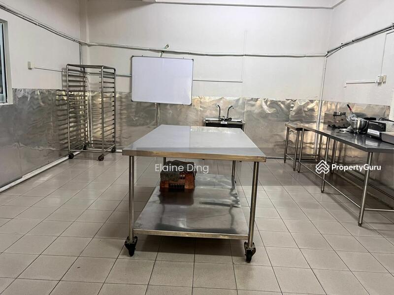 Untuk Dijual - Commercial bungalow at Bangi