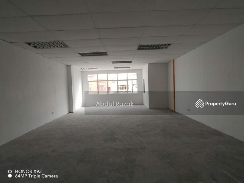 Kedai / Pejabat untuk Dijual di Setia Alam (Selangor) - Abdul Razak - PropertyGuru.com.my