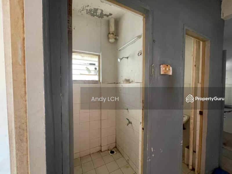 Untuk Dijual - Puchong Utama Court 2