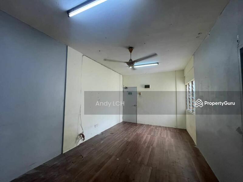 Untuk Dijual - Puchong Utama Court 2
