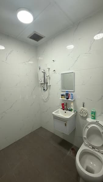 Rumah Teres 2 Tingkat untuk Dijual di Bandar Baru Sri Petaling (Sri Petaling) - Jercy Tan - Bathroom - PropertyGuru.com.my