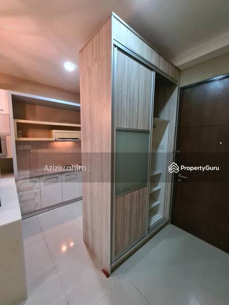 For Sale - Shaftsbury Square