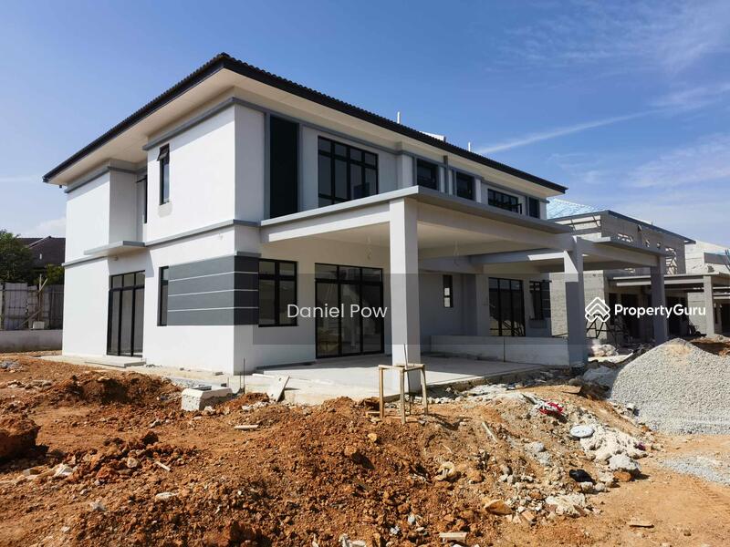 Untuk Dijual - Semi-D house at Melaka Tengah