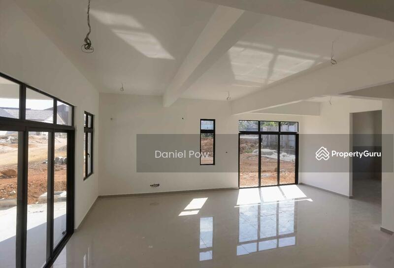 Untuk Dijual - Semi-D house at Melaka Tengah