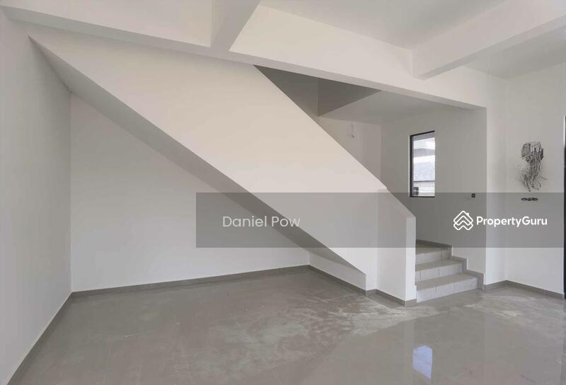 Untuk Dijual - Semi-D house at Melaka Tengah