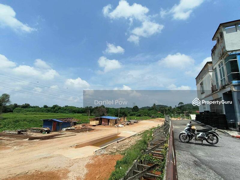 Untuk Dijual - Semi-D house at Melaka Tengah