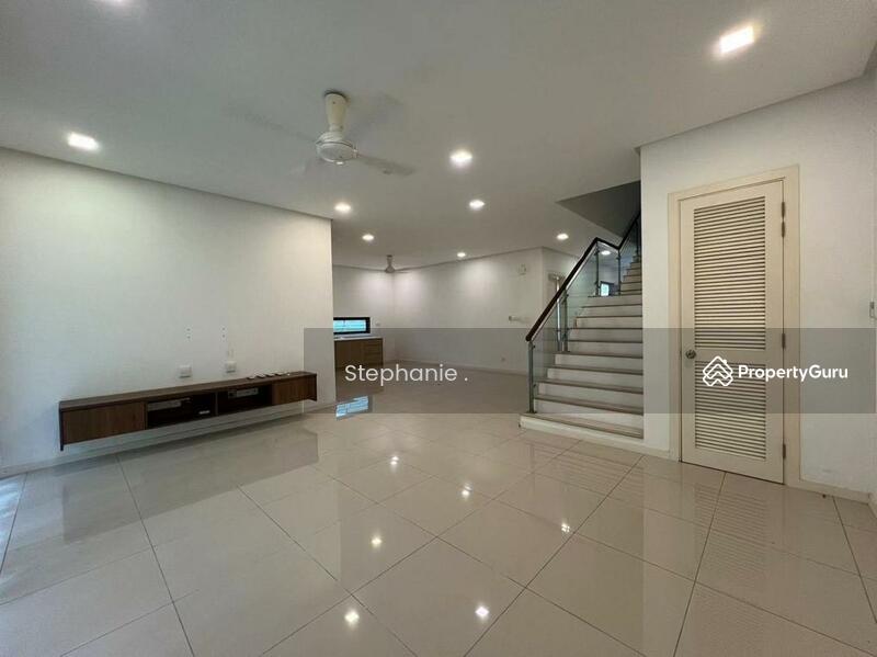 For Rent - Lower Unit Sunway Montana townhouse Partially Furnished Setapak