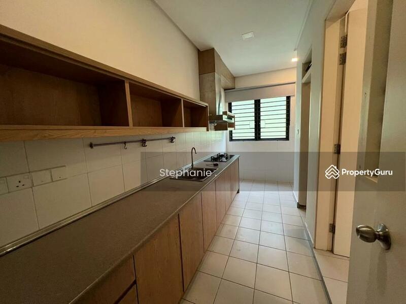 For Rent - Lower Unit Sunway Montana townhouse Partially Furnished Setapak