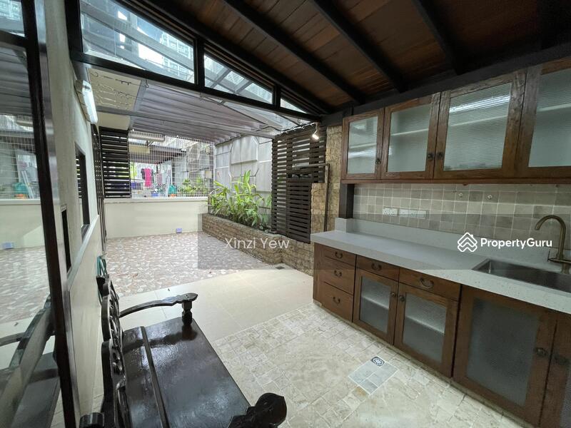 For Rent - Villa Aseana