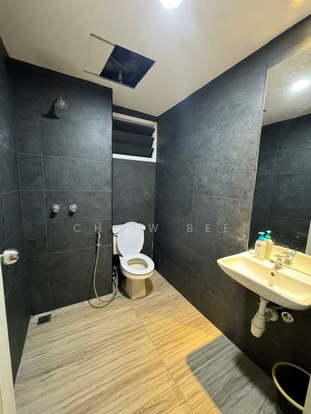 Condominium for Rent at Gurney Park Condominium - Chiew Bee - Bathroom - PropertyGuru.com.my