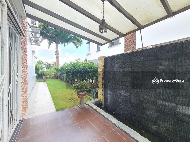 Taman universiti 3 storey semi d mutiara rini skudai nusa bestari