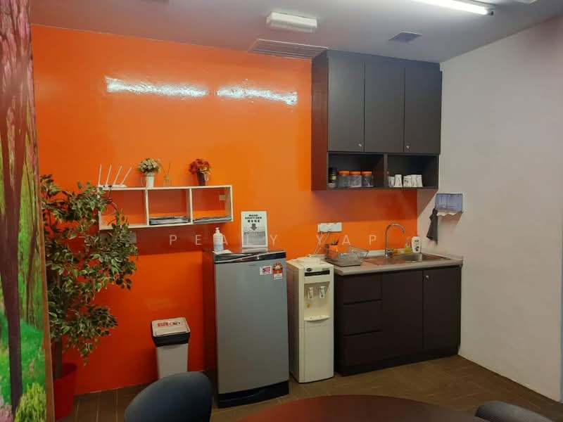 Pejabat untuk Dijual di Perdana Business Centre (Petaling Jaya) - Pealy Yap - Kitchen - PropertyGuru.com.my