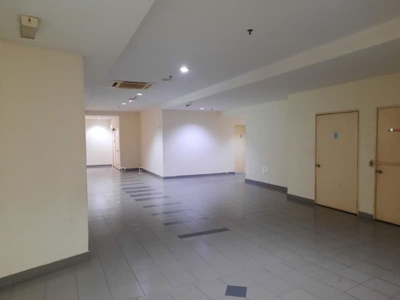 Pejabat untuk Dijual di Perdana Business Centre (Petaling Jaya) - Pealy Yap - Corridor - PropertyGuru.com.my