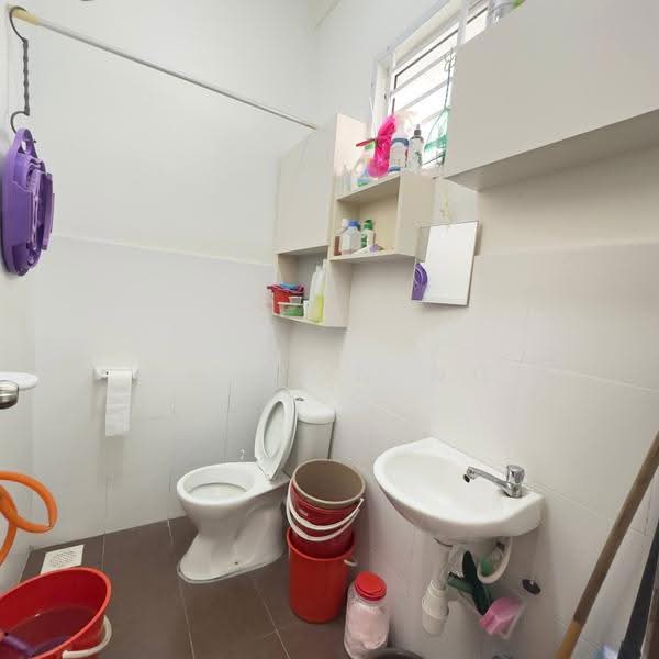 Rumah Teres 2-Tingkat untuk Dijual di Kulai (Johor) - Sharon Ng - Bathroom - PropertyGuru.com.my