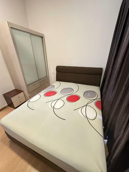 Condominium for Rent at Kings Bay @ Country Garden Danga Bay - Alviss Tay - Bedroom - PropertyGuru.com.my