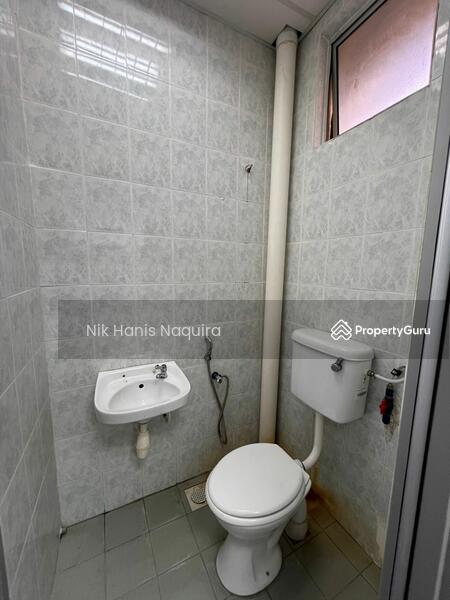 Kedai / Pejabat untuk Dijual di Shah Alam (Selangor) - Nik Hanis Naquira - PropertyGuru.com.my